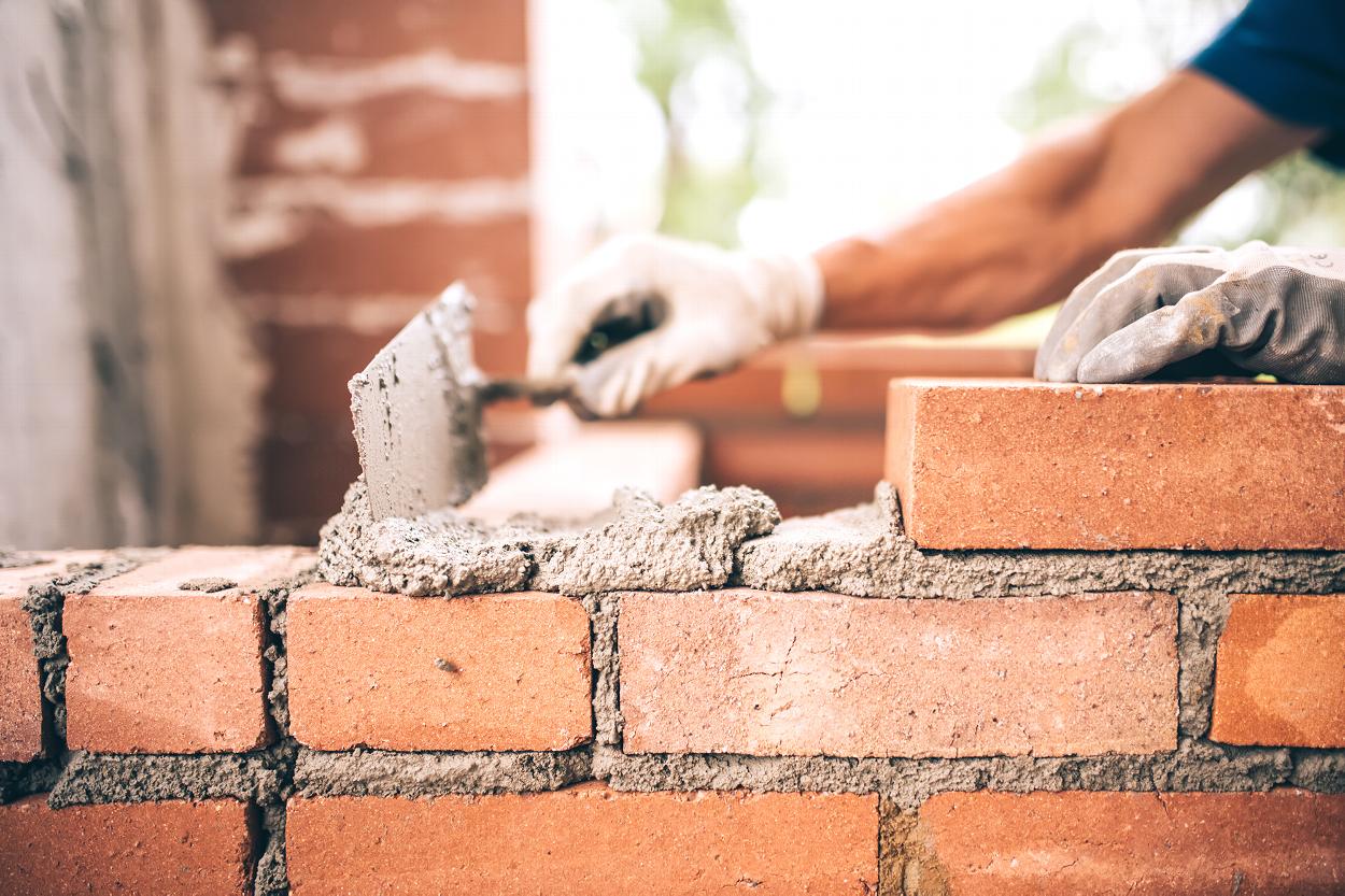 Laying bricks for an internal wall